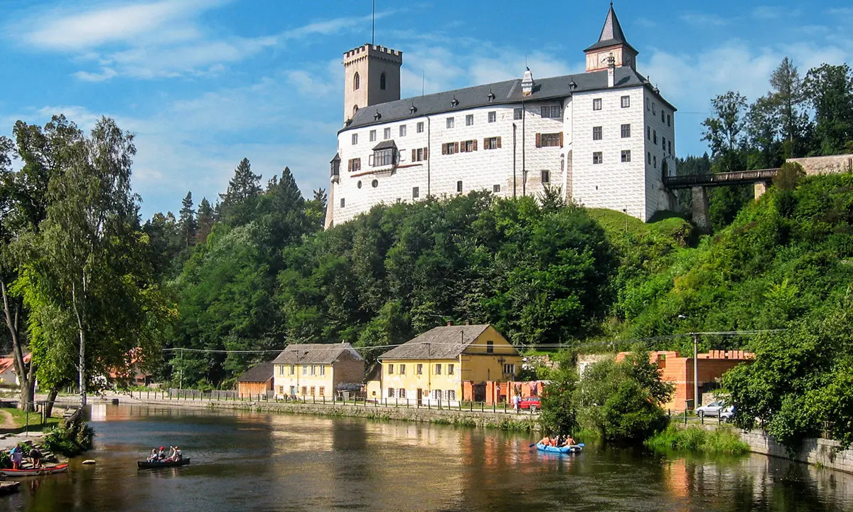 Hrad Rožmberk. Ubytování na Lipně, výlety, hrady a zámky